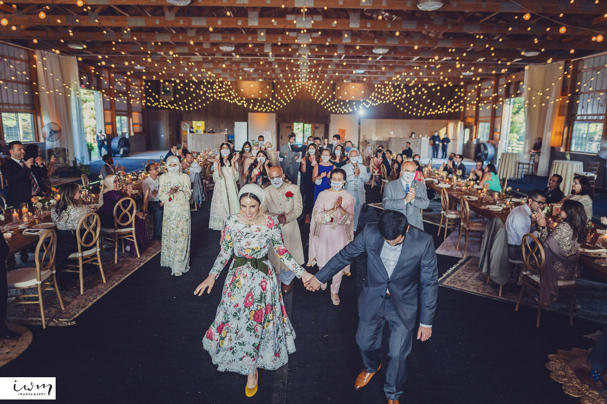 may zain wedding with alpacas at woodsedge farm belvidere nj 17