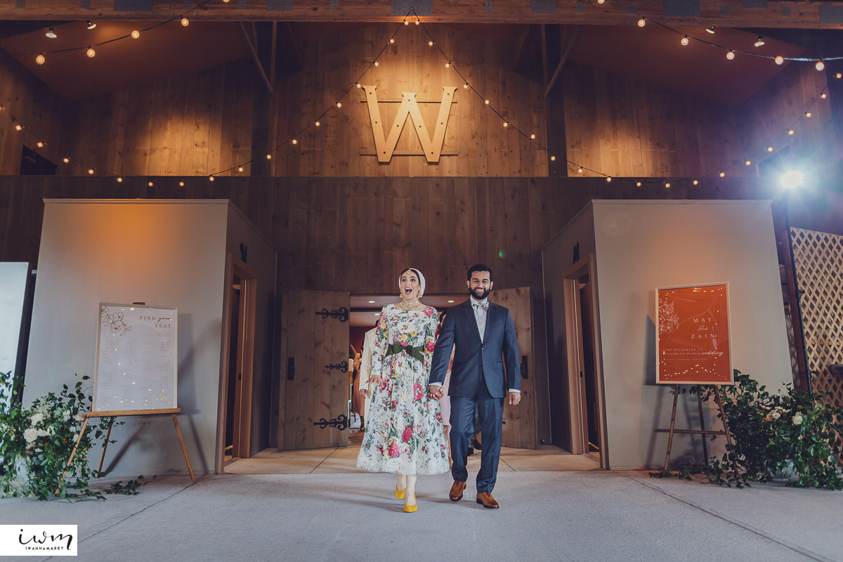 may zain wedding with alpacas at woodsedge farm belvidere nj 18