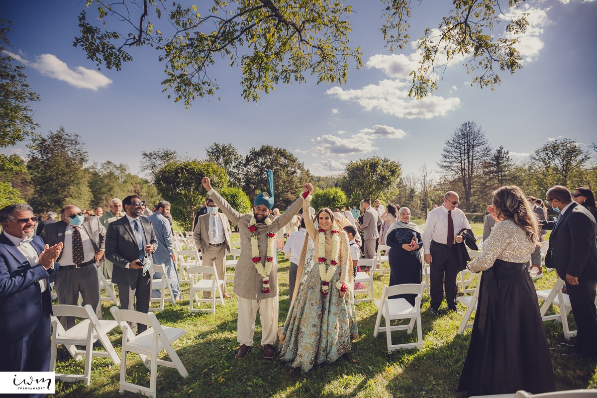 may zain wedding with alpacas at woodsedge farm belvidere nj 22