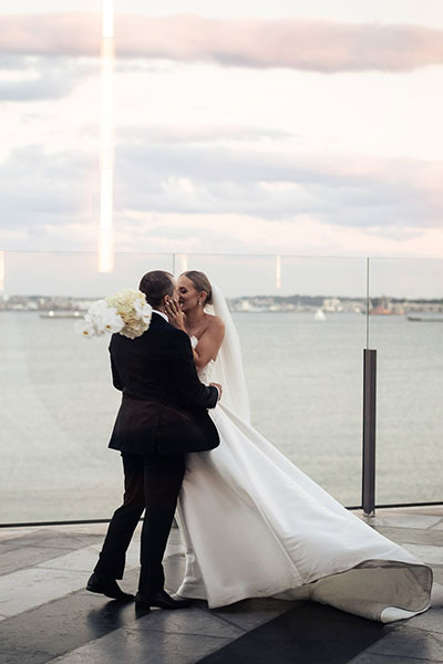 bride groom hudson house portraits