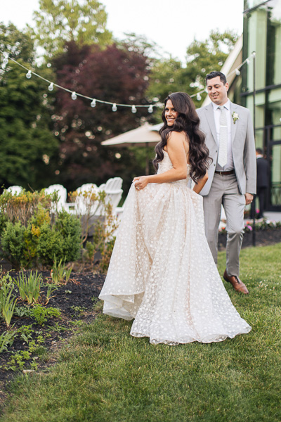 bride groom crossed keys
