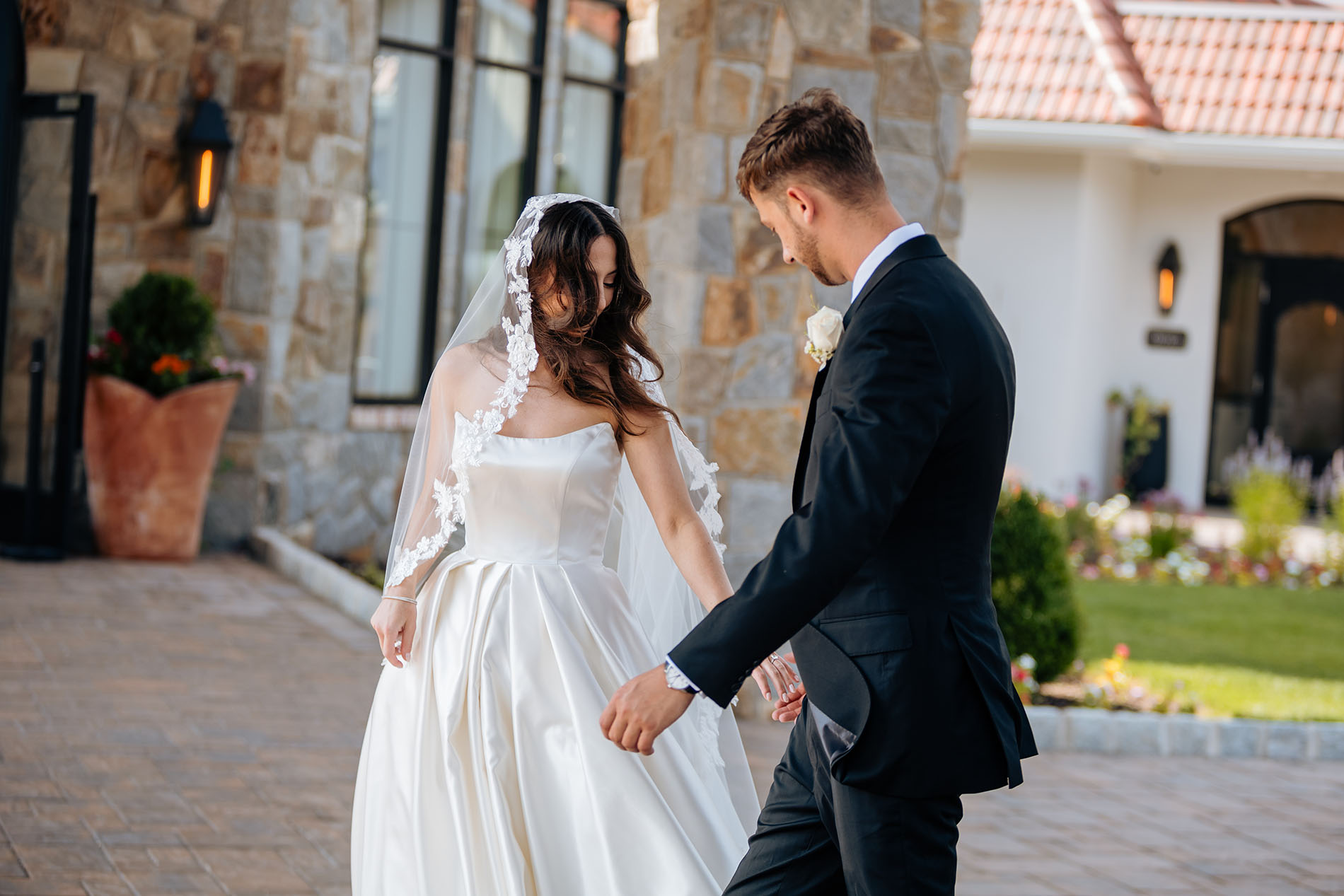 Rebecca & Chris at Perona Farms First Look